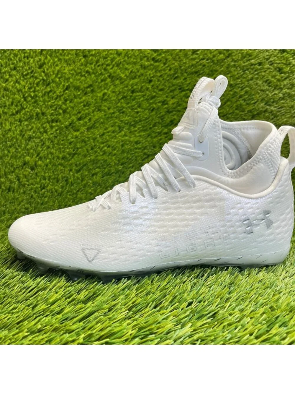 Under Armour Spotlight Lux MC 2.0 Mens Size 9.5 Triple White Football Cleats